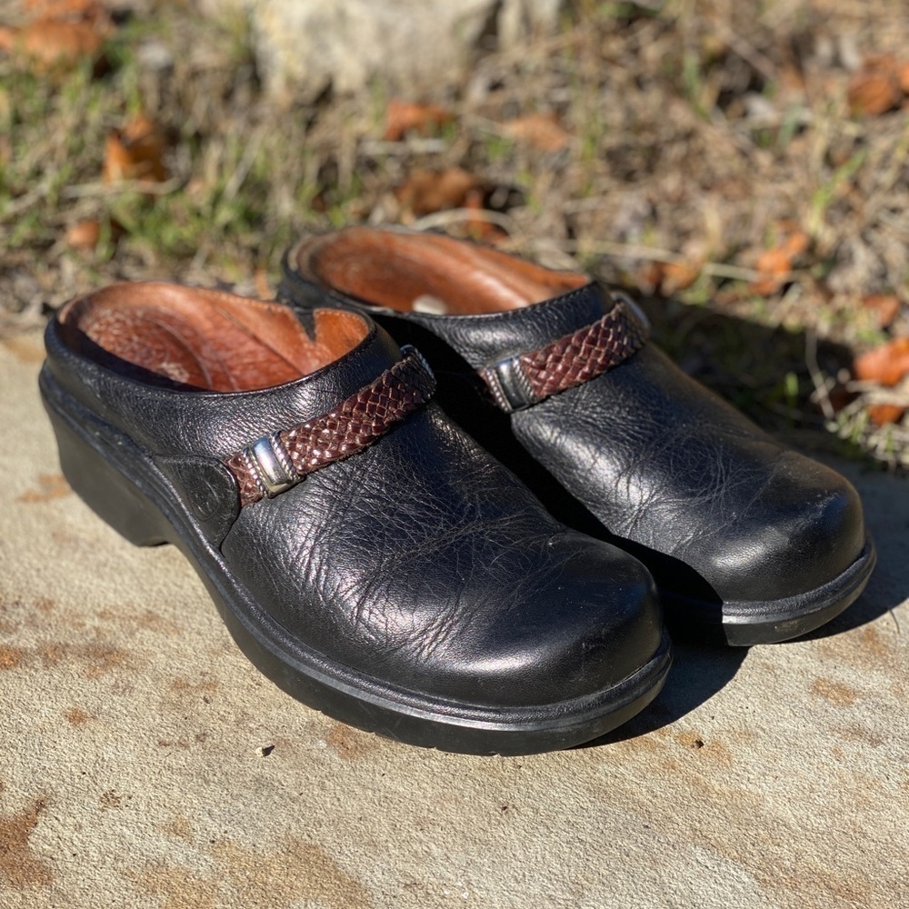 Ariat western slip clogs mules 7.5 B braided leather silver accent 93270